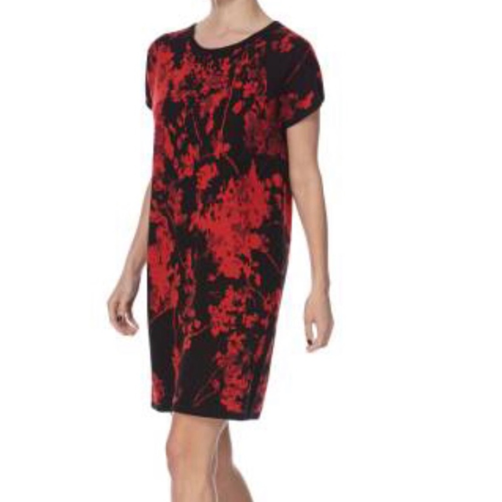 DIANE VON FURSTENBERG
Merino Wool Alix Shift Dress